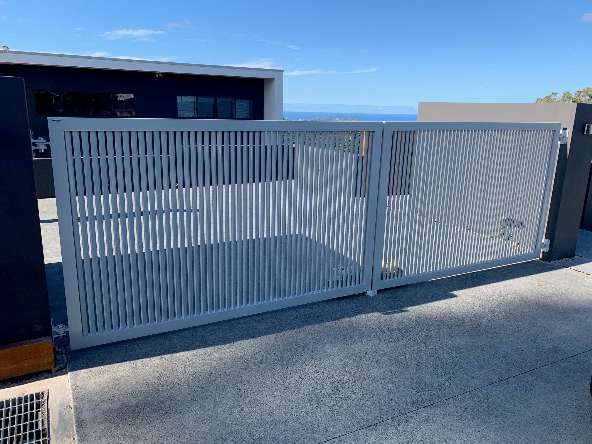 Aluminium Louvered Gates